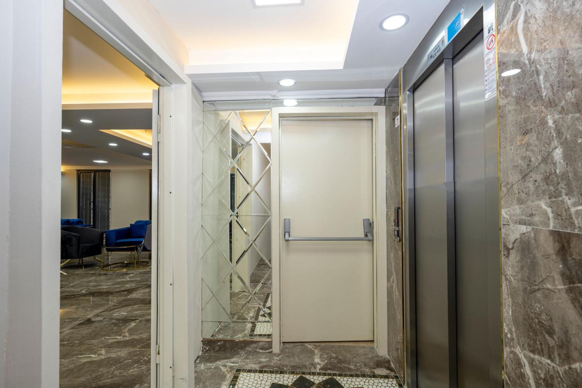 Skystar Deluxe Hotel Istanbul Exteriör bild